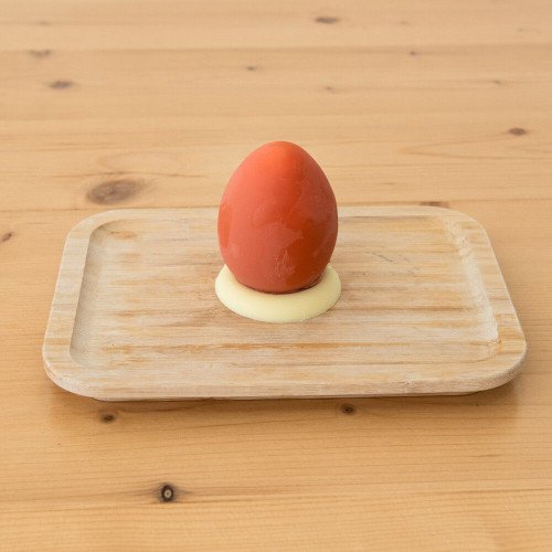 Huevo de chocolate y mango